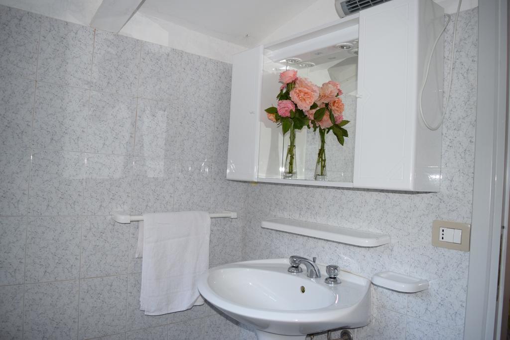 Casa Barbara Apartment SantʼArcangelo Екстериор снимка